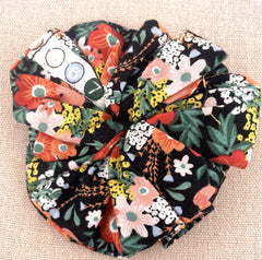 Kanga Fabric Scrunchy in Garden