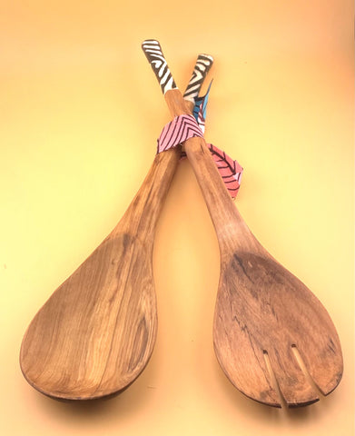 Hand-carved Olive Wood Spoon Set - Black & White Cow Horn Inlay Handles